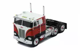 TR097 - PETERBILT 352 Pacemaker 1980 Red and White