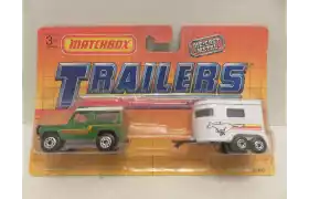 Matchbox Trailers TP-130 Land Rover and Horsebox (1992)